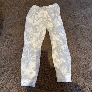 Lululemon men’s city sweat joggers